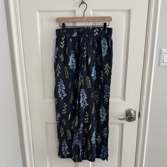 NWT Uncommon Goods Birth Month Flower Lounge Pajama Pants in Larkspur Floral - Picture 3 of 8